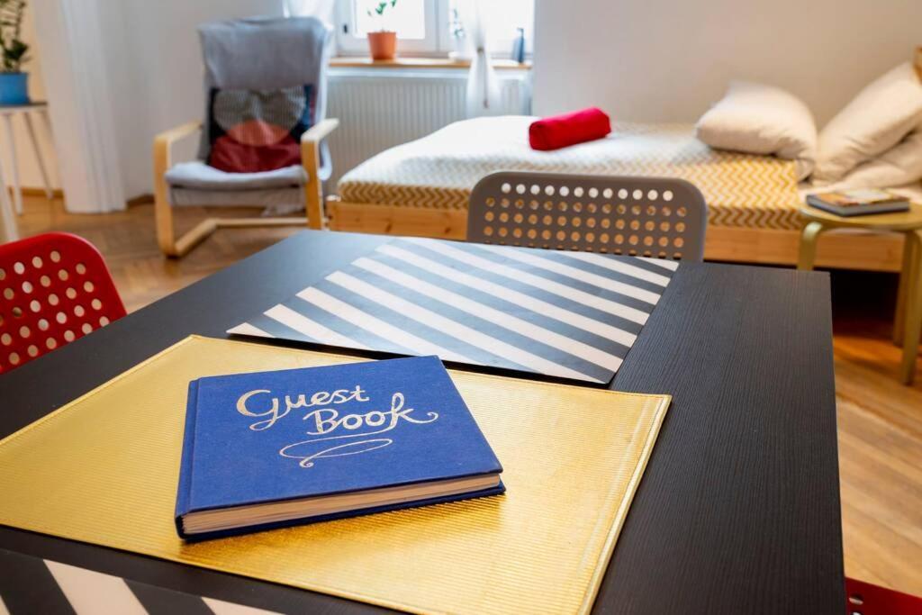 Blue Peace-Apartment With Free Parking In Center For 1-6 People Krakau Buitenkant foto